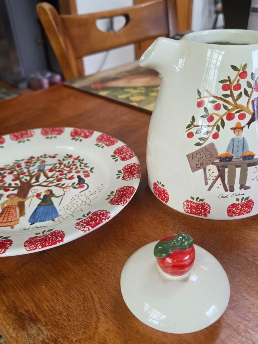 Carol Endres folk vintage pitcher and folk vintage plate